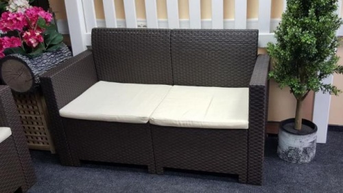 Диван двухместный Nebraska Sofa 2