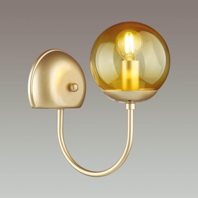 Бра Lumion Moderni Scarlett 4482/1W