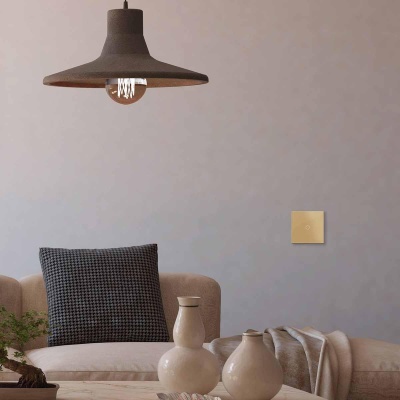 Выключатель сенсорный одноклавишный Hiper золото S1G1-01G