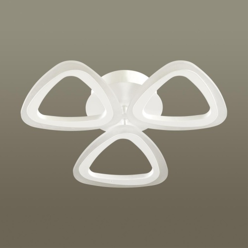 Потолочная светодиодная люстра Lumion Ledio Rhea 4570/42CL