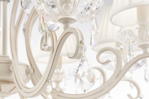 Подвесная люстра Maytoni Triumph ARM288-08-G