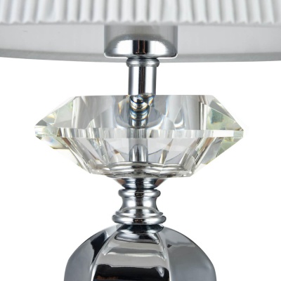 Настольная лампа Maytoni Smusso MOD560-TL-01-N