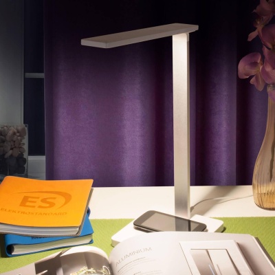 Настольная лампа Elektrostandard Lori белый/серебряный (TL90510) 4690389112218