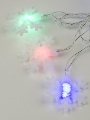 Светодиодная гирлянда Uniel Снежинки 220V разноцветный ULD-S0700-050/DTA MULTI IP20 SNOWFLAKES-3 07936