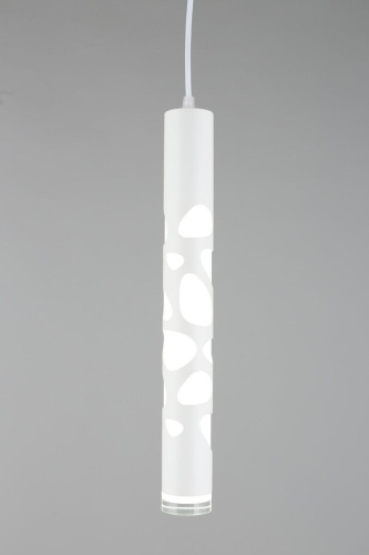 Подвесной светодиодный светильник Omnilux Arcore OML-101616-20