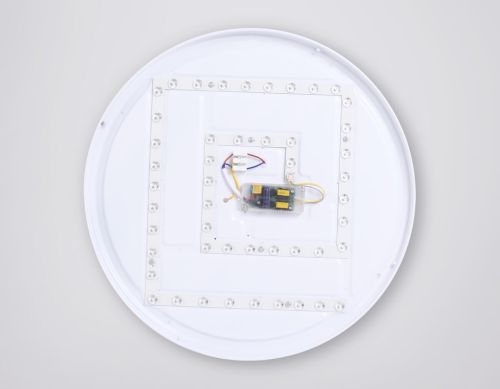 Потолочный светодиодный светильник Ambrella light черный/светлое дерево FZ1326